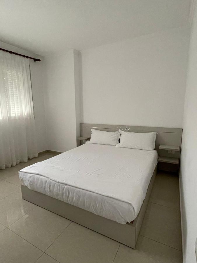 Kraal Apartments Vlorë エクステリア 写真