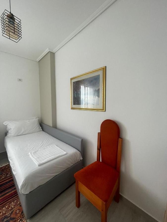 Kraal Apartments Vlorë エクステリア 写真