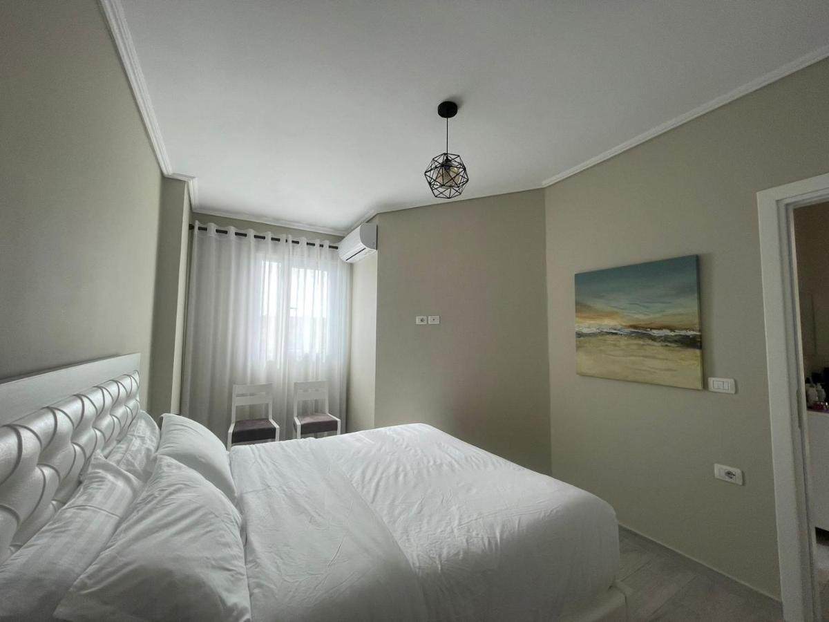 Kraal Apartments Vlorë エクステリア 写真